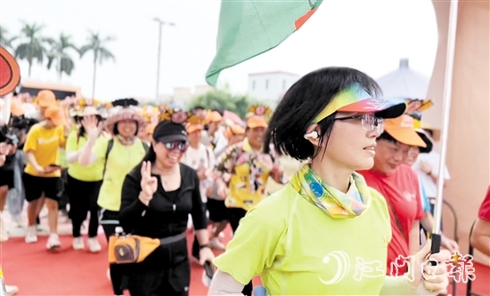 在2023新會區(qū)大鰲鎮(zhèn)“笑蝦蝦”水鄉(xiāng)旅游節(jié)上，全民休閑健步走活動吸引市民踴躍參與。