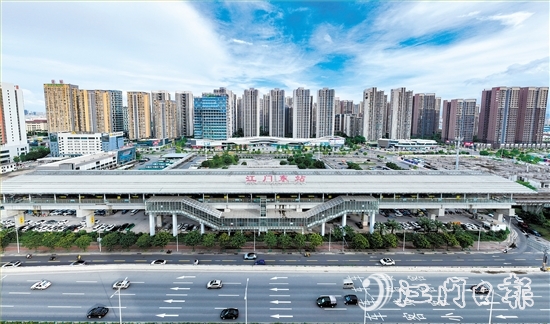 2011年，江門東站開通運(yùn)營(yíng)，讓江海境內(nèi)“零軌交”歷史翻篇。