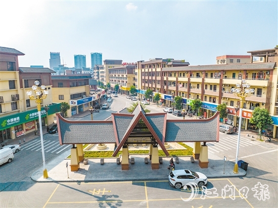 作為廣東省“百千萬工程”首批典型鎮(zhèn)，崖門鎮(zhèn)致力打造美麗圩鎮(zhèn)示范樣板。